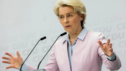 欧盟批评中国令人失望,中国六字反问有力回击,“你敢批评美国吗?”