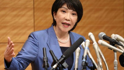 高市早苗当选日本首相,或许导致日本臣服于中国