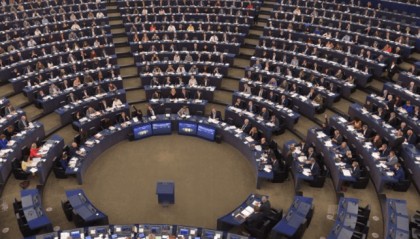 出大事了!27国发“挑战书”,美国立马补刀,个个都不是善茬!