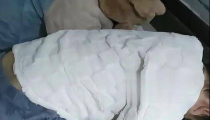 比电影还恐怖！女子半夜惊醒，床底揪出黑衣男！