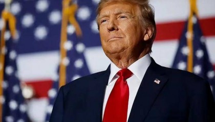 美国从对等关税上抢来的钱，在信誉崩塌中加倍失去