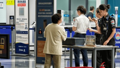 二手平台上的“机场货源”充电宝，藏着多少隐患？