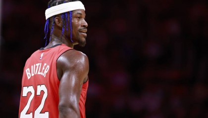 逼宫!巴特勒正式申请交易 想去热火以外的地方打球