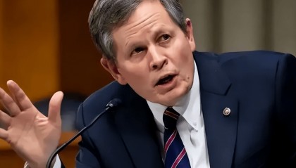 中美还是没有谈拢，美“特使”仓促回国，给中方留下两句“狠话”