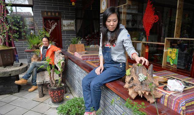 5年前，因一封离职信火遍全网的女教师，如今过得怎么样了？