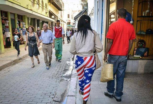 有一万人民币，在美国可以过怎么样的生活？