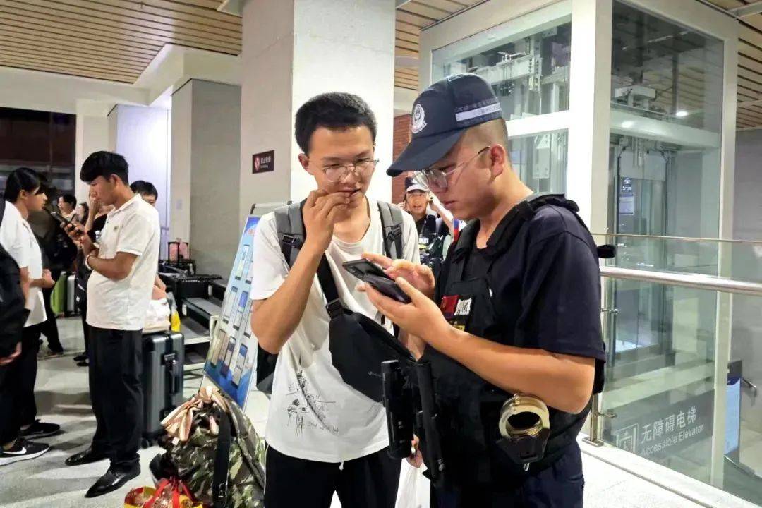 中国长安网 | 被麻辣烫带火的天水，这样打造旅游警务“新样板”