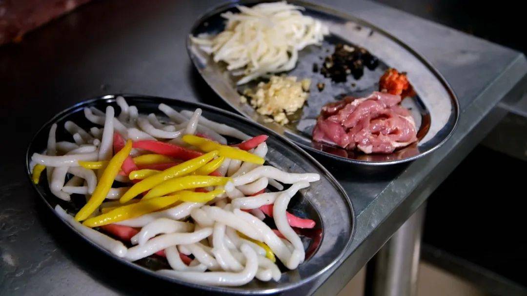 Q弹爽滑的“虫”，粉了！这个宝藏美食，是很多南宁人的心头爱