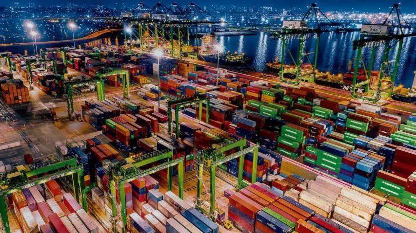 特朗普突然改主意了，想跟中方见一面，5个月后，美专机将起飞