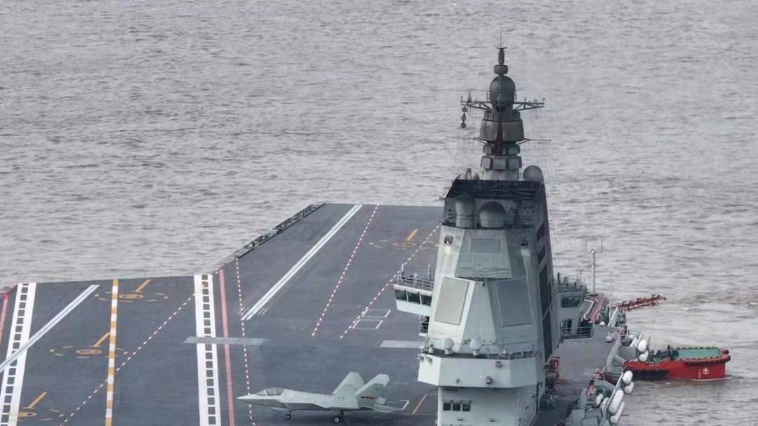 海空捷报连连！六代机即将上福建舰，舰载机全面占优，新型号领先美军十年！