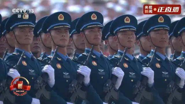 不装了!一口气看完九三大阅兵武器装备!谁说我们一个也不认识?