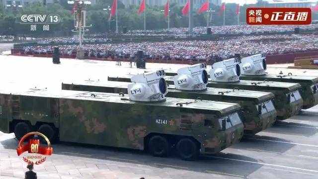 不装了!一口气看完九三大阅兵武器装备!谁说我们一个也不认识?