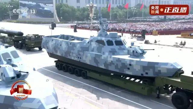 不装了!一口气看完九三大阅兵武器装备!谁说我们一个也不认识?