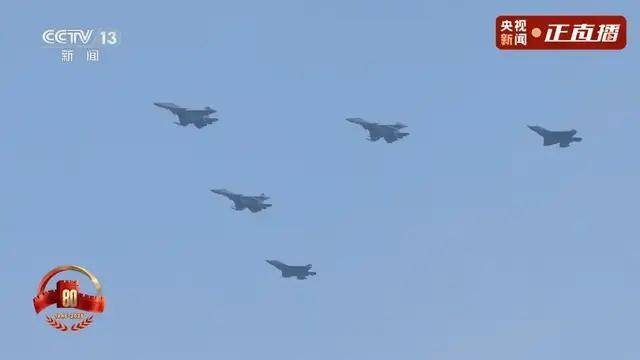 不装了!一口气看完九三大阅兵武器装备!谁说我们一个也不认识?