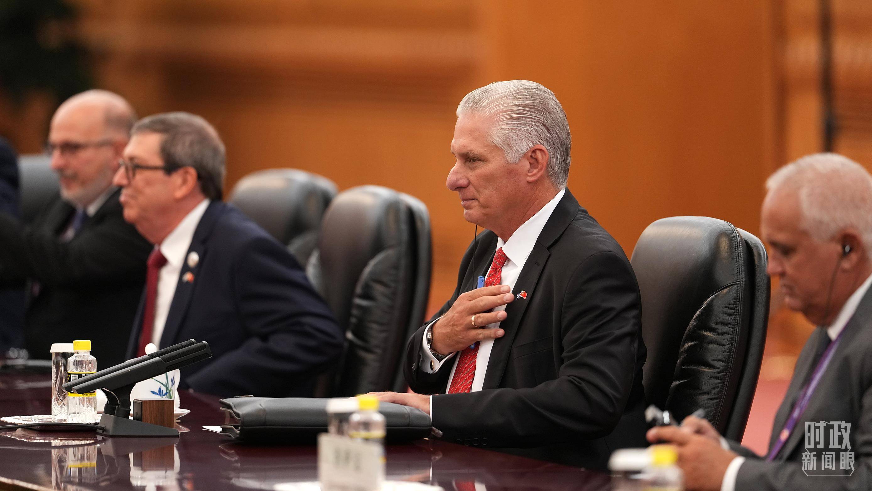 时政新闻眼丨从“上合”到“九三”,习近平鲜明宣示这8个字