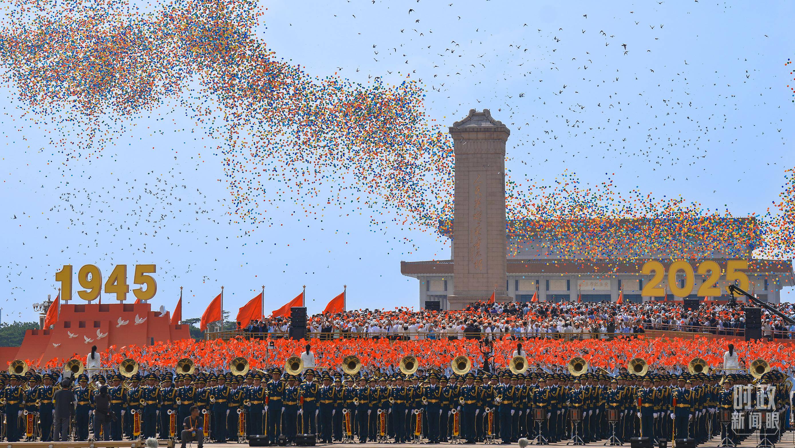 时政新闻眼丨从“上合”到“九三”,习近平鲜明宣示这8个字