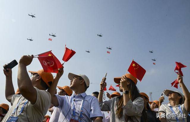 向着新的伟大胜利,前进!——纪念中国人民抗日战争暨世界反法西斯战争胜利80周年大会侧记