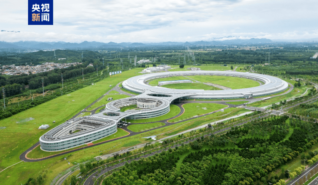 比太阳亮万亿倍!高能同步辐射光源通过工艺验收