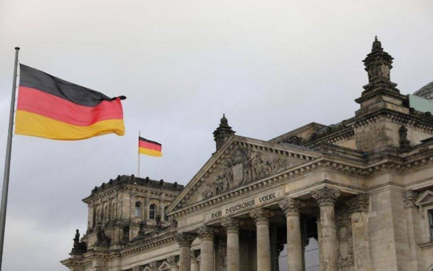 刚拿台湾地区说事，转眼举手访华“不存在前提条件”，德国知道怕了？德外长反悔了，想跟中方尽快通话